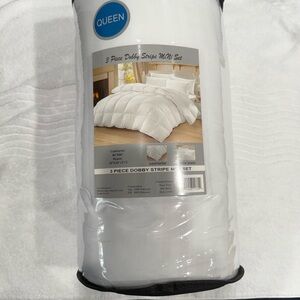 Queen 3 Piece Dobby Stripe Comforter Set - Classic White